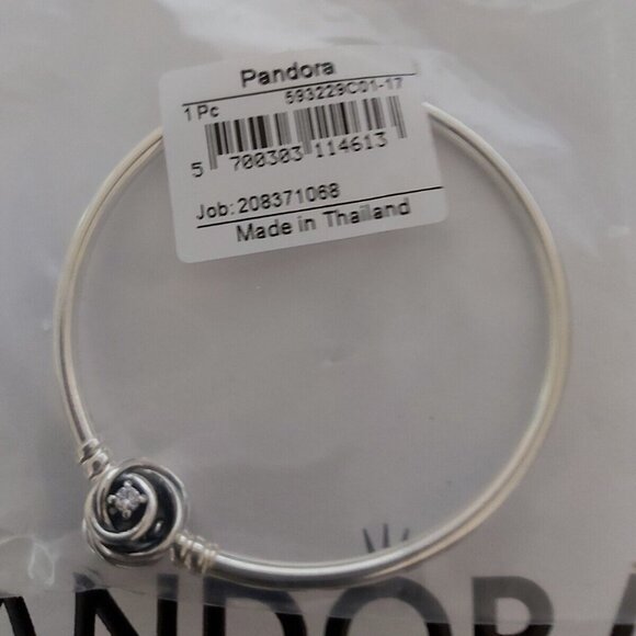 Pandora Moments Limited Edt Sterling Silver Encircled Clasp Bangle 593229C01-17 - Picture 4 of 8